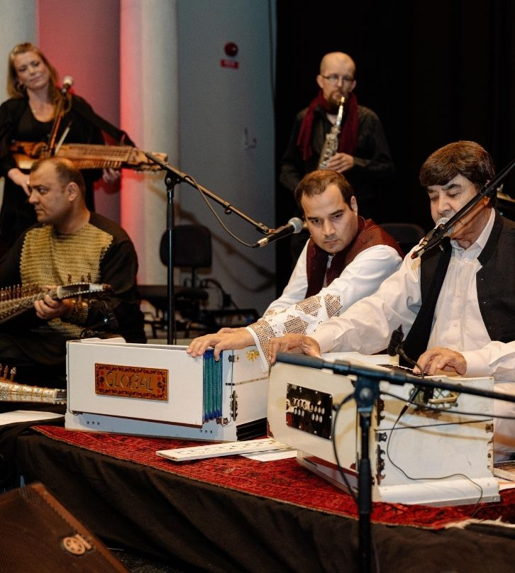 de-forbjudna-melodierna-726-x-808-px